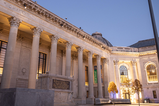 a photo of the exterior of the Yale Schwartzman Center